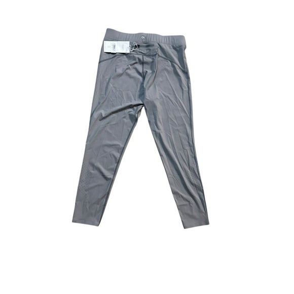 NWT Outdoor Voices Grey leggings Back Pocket wicking material w/ leg venting Lg - Picture 8 of 13